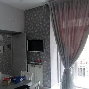 Aaron2 Apartamento Nápoles